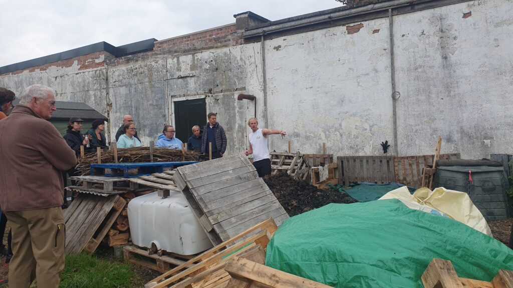 Composting tour